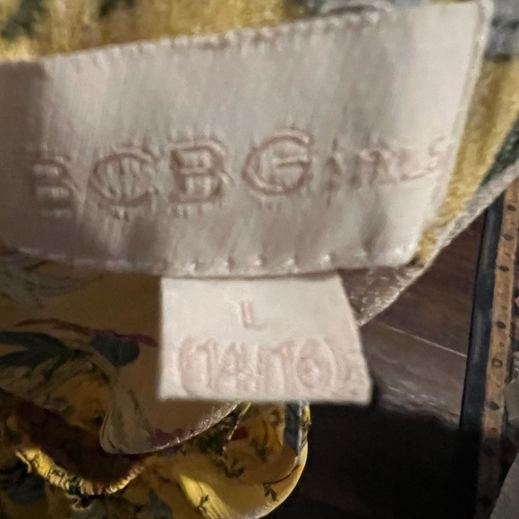 Romper - Picture 2 of 2